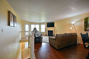 Unit 109 2 Bdrm/ 2 Ba 2 Bedroom Condo