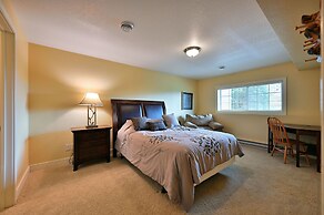 Unit 109 2 Bdrm/ 2 Ba 2 Bedroom Condo