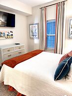 Sea Salt Villa 3 Bedroom Condo by RedAwning