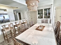 Sea Salt Villa 3 Bedroom Condo by RedAwning