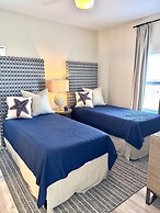 Sea Salt Villa 3 Bedroom Condo by RedAwning
