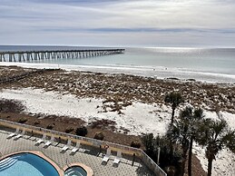 Sea Salt Villa 3 Bedroom Condo by RedAwning