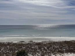 Sea Salt Villa 3 Bedroom Condo by RedAwning