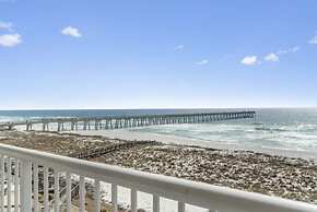 Sea Salt Villa 3 Bedroom Condo by RedAwning