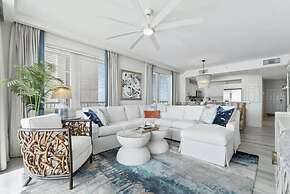 Sea Salt Villa 3 Bedroom Condo by RedAwning