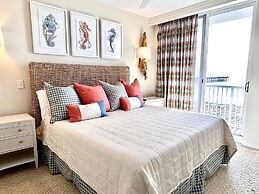 Sea Salt Villa 3 Bedroom Condo by RedAwning