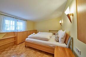 Marys Holiday Penthouse