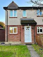 Remarkable 2-bed House in Northolt