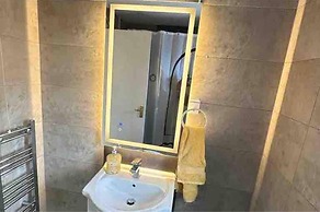 Remarkable 2-bed House in Northolt