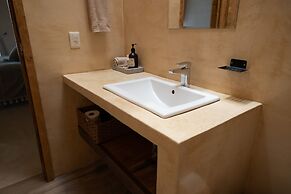 Yax Kiin Casa Boutique