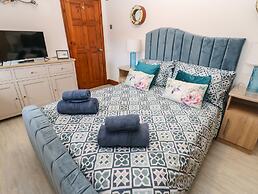 Winding Wheel Cottage