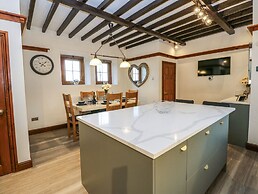 Winding Wheel Cottage