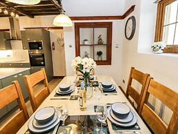 Winding Wheel Cottage