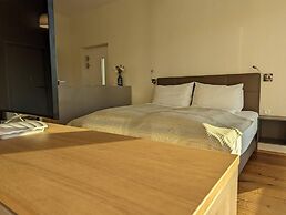 Luxurious & Lovely Apartment With Infrared Cabine