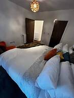 Stunning 2-bed Apartment in Grays