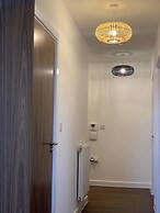 Stunning 2-bed Apartment in Grays