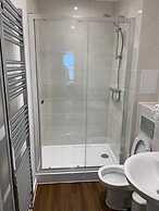 Stunning 2-bed Apartment in Grays