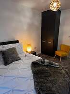 Stunning 2-bed Apartment in Grays