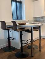 Stunning 2-bed Apartment in Grays