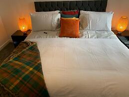 Stunning 2-bed Apartment in Grays