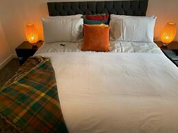 Stunning 2-bed Apartment in Grays