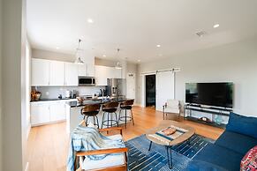 Western 1924 Luxury Lofts