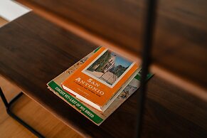 Western 1924 Luxury Lofts