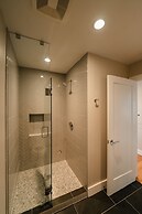 Western 1924 Luxury Lofts