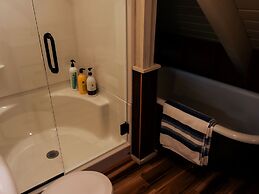 Grand Lodging Company