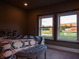 Grand Lodging Company