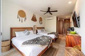 NHOA 207C Lux 1BR Condo Pool View at Aldea Zama