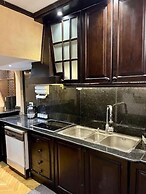 Rosa Black Baccara Suites