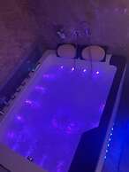 Rosa Black Baccara Suites