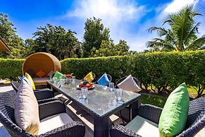 Luxury 6 Bed Mansion - CAS