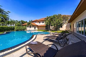 Luxury 6 Bed Mansion - CAS