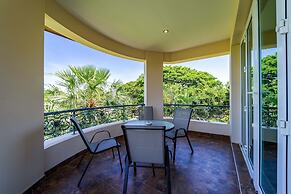 Luxury 6 Bed Mansion - CAS