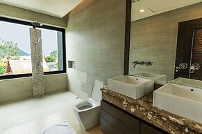 Attractive SeaView 4br Private PoolVilla