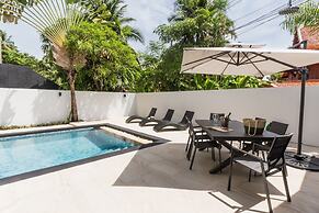 Attractive SeaView 4br Private PoolVilla