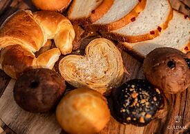 Guldaar - A Luxury Forest Retreat