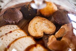 Guldaar - A Luxury Forest Retreat