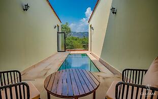 Guldaar - A Luxury Forest Retreat