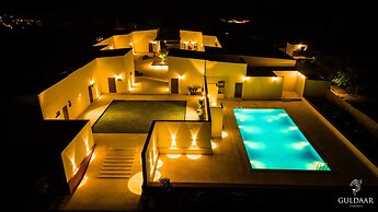 Guldaar - A Luxury Forest Retreat