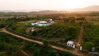 Guldaar - A Luxury Forest Retreat