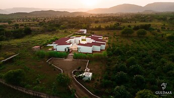 Guldaar - A Luxury Forest Retreat