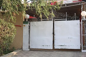 Budget Inn Guest House