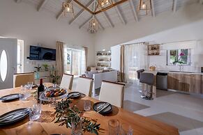 Villa Niragia With Magnificent View