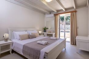 Villa Niragia With Magnificent View