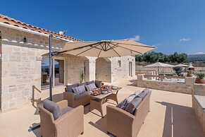 Villa Niragia With Magnificent View