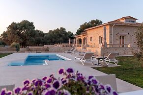 Villa Niragia With Magnificent View