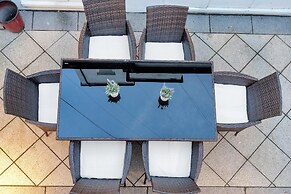 Beach Hut Hideaway By My Getaways